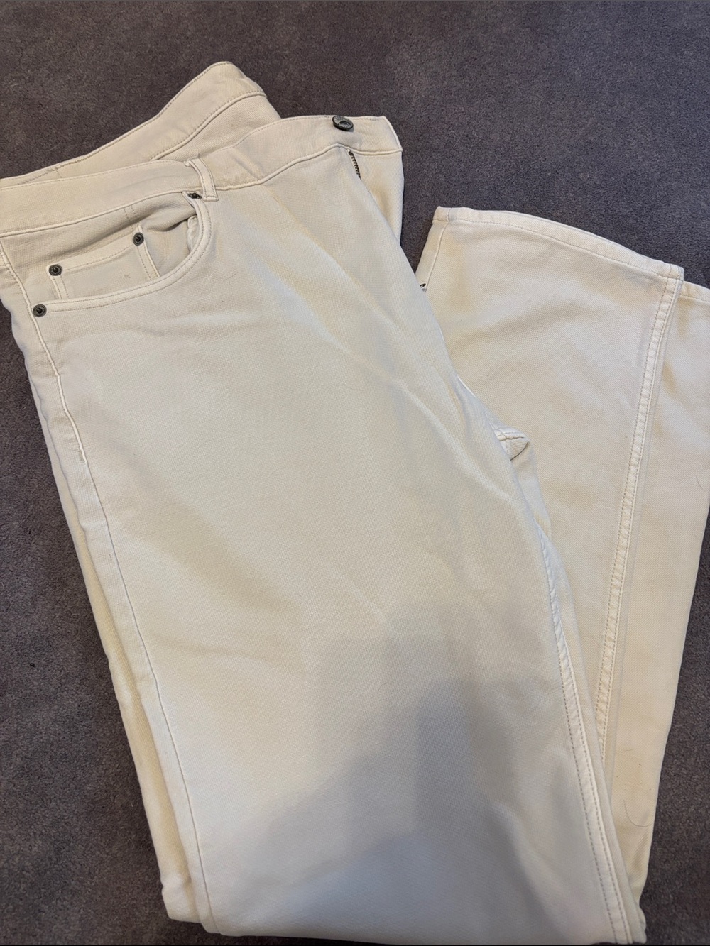 Faherty Off-White Denim Jeans with Sunrise Patch